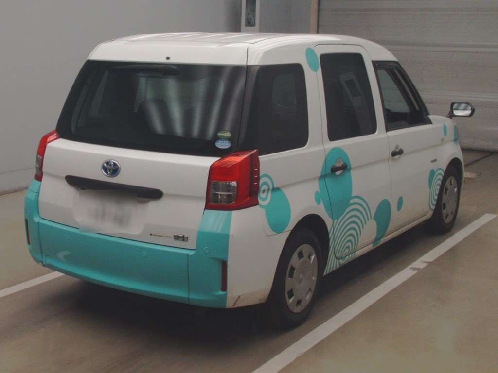 2019 Toyota JPN Taxi NTP10[1]