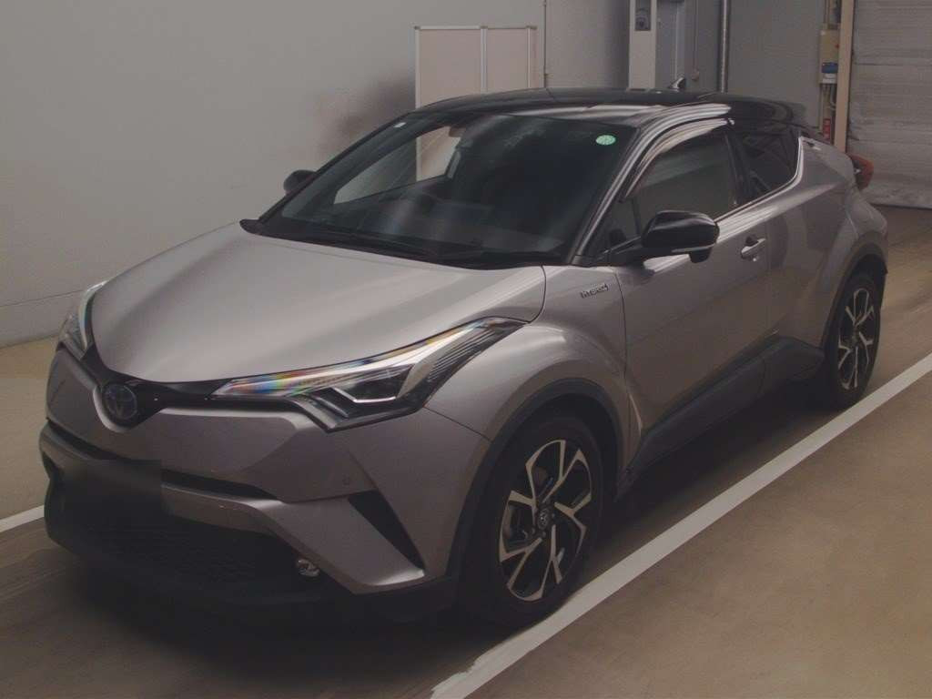 2019 Toyota C-HR ZYX10[0]