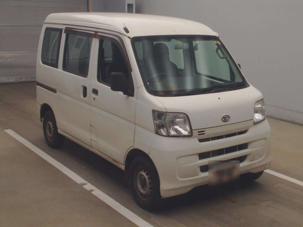 2016 Daihatsu Hijet Cargo S321V[2]