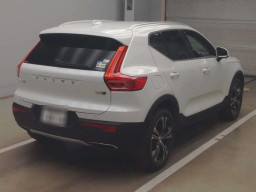 2020 Volvo XC40