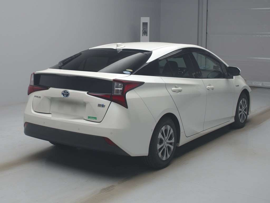 2019 Toyota Prius ZVW51[1]