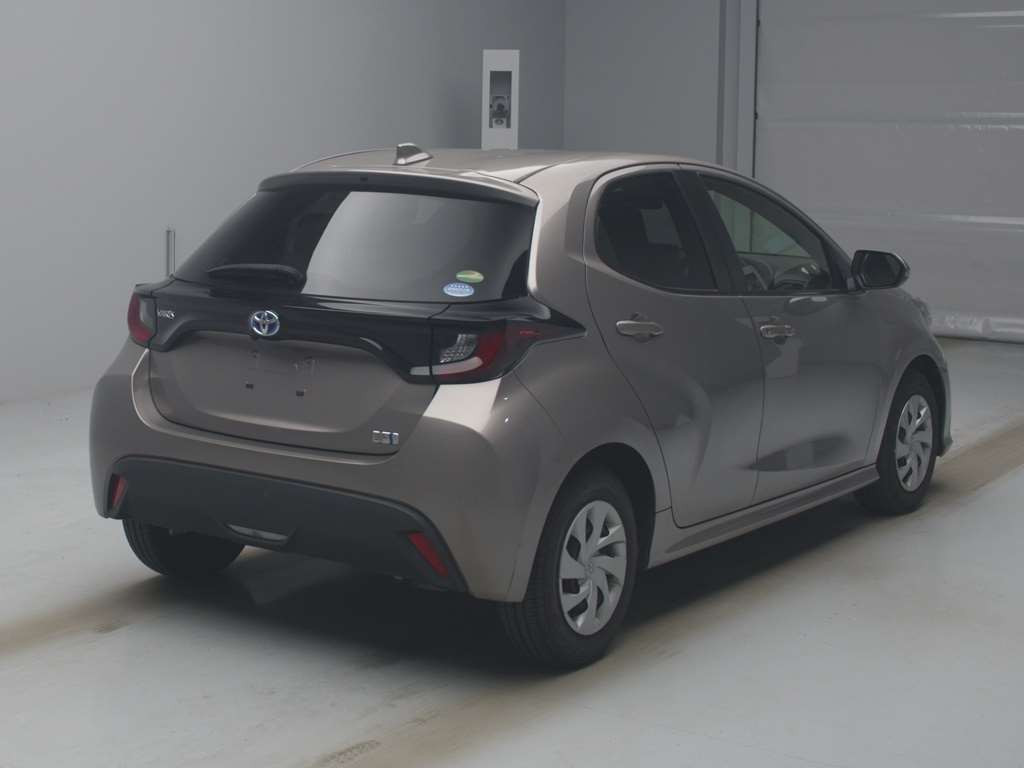 2021 Toyota YARIS MXPH10[1]