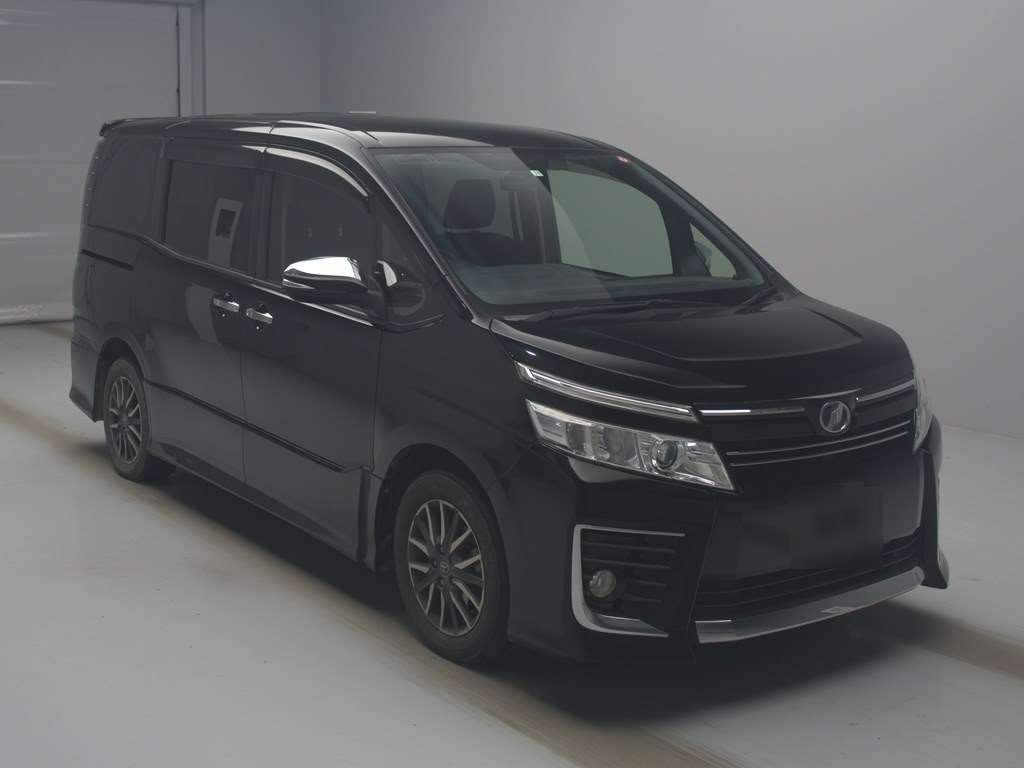 2015 Toyota Voxy ZRR80W[2]