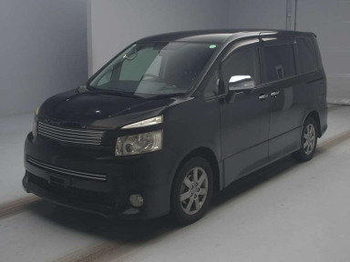 2009 Toyota Voxy