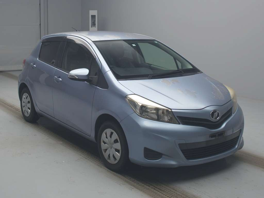 2012 Toyota Vitz NSP130[2]