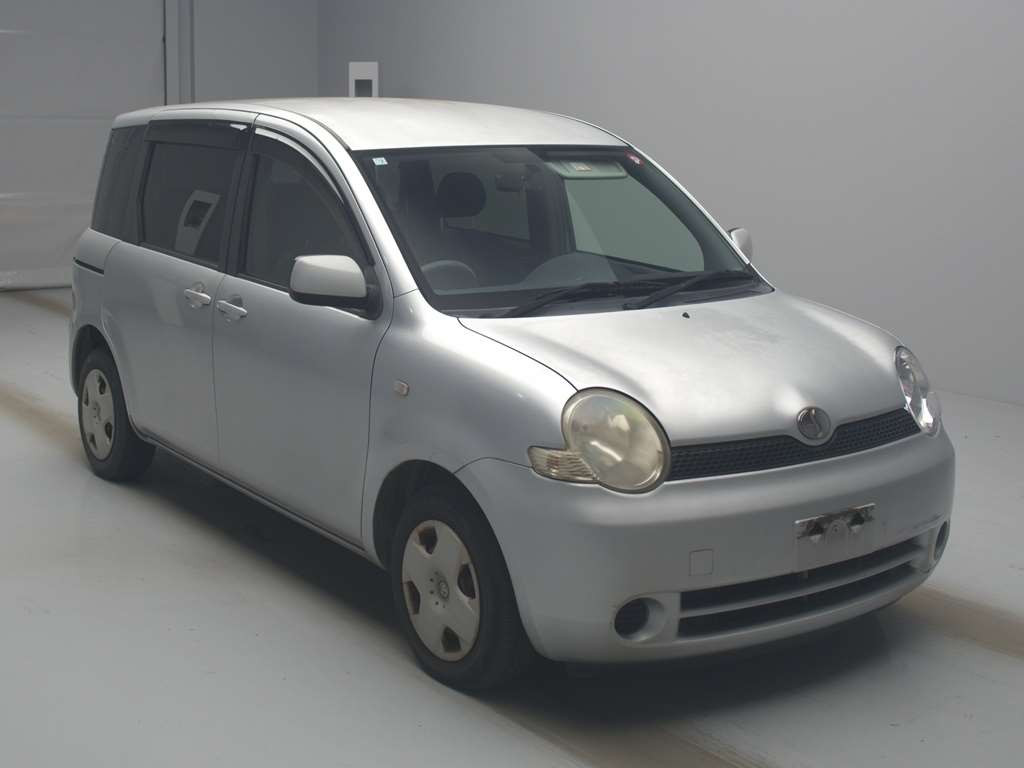 2004 Toyota Sienta NCP81G[2]