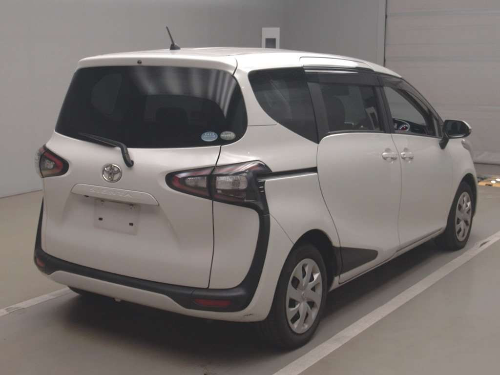 2015 Toyota Sienta NSP170G[1]