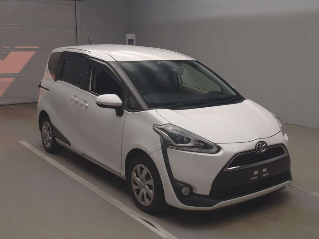 2015 Toyota Sienta NSP170G[2]