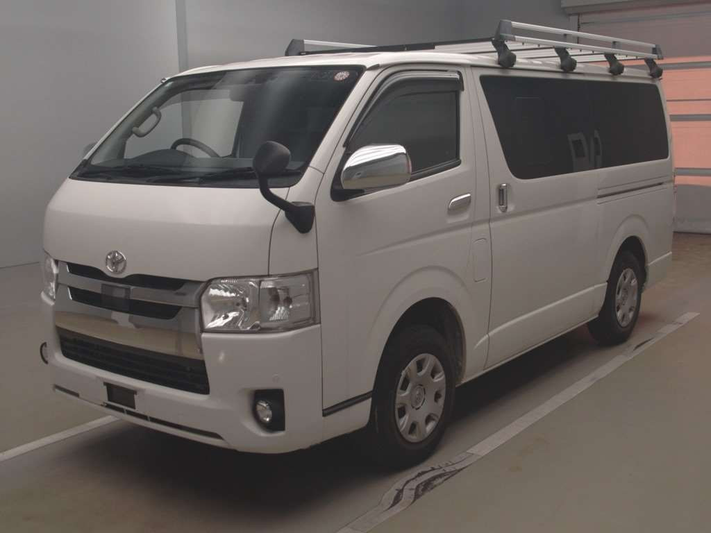 2019 Toyota Hiace Van GDH206V[0]