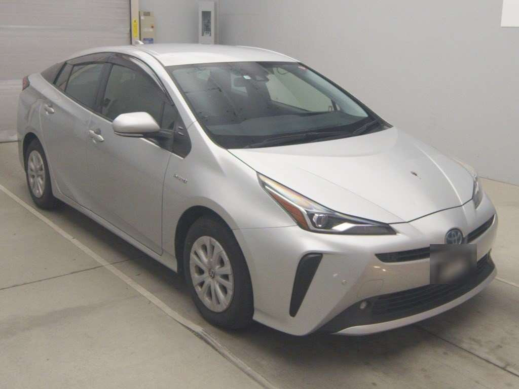 2019 Toyota Prius ZVW51[2]