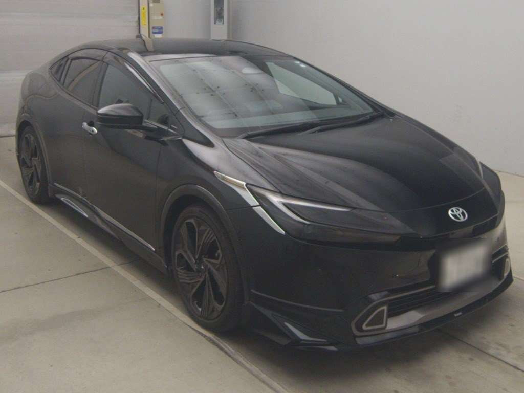 2023 Toyota Prius MXWH60[2]