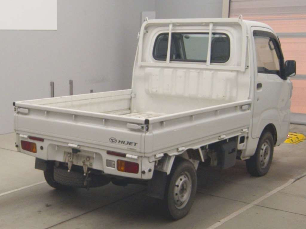 2020 Daihatsu Hijet Truck S510P[1]