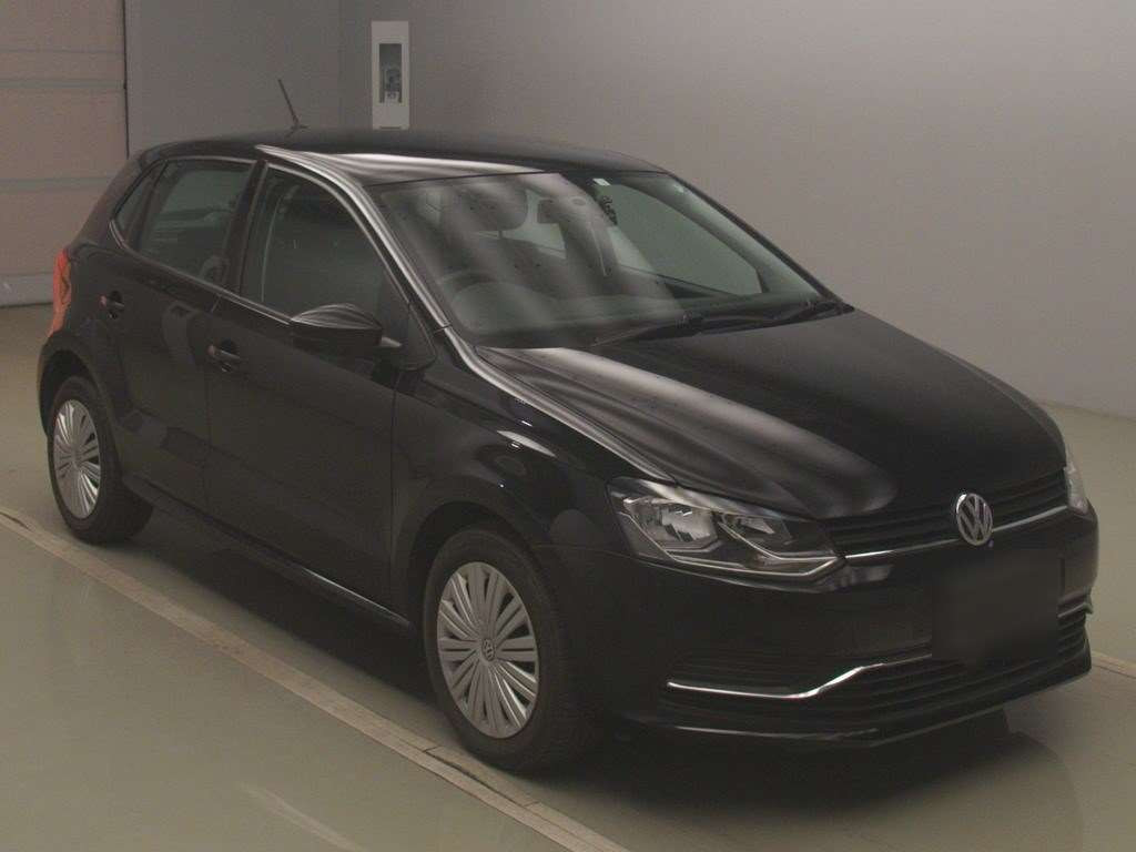 2016 Volkswagen Polo 6RCJZ[2]