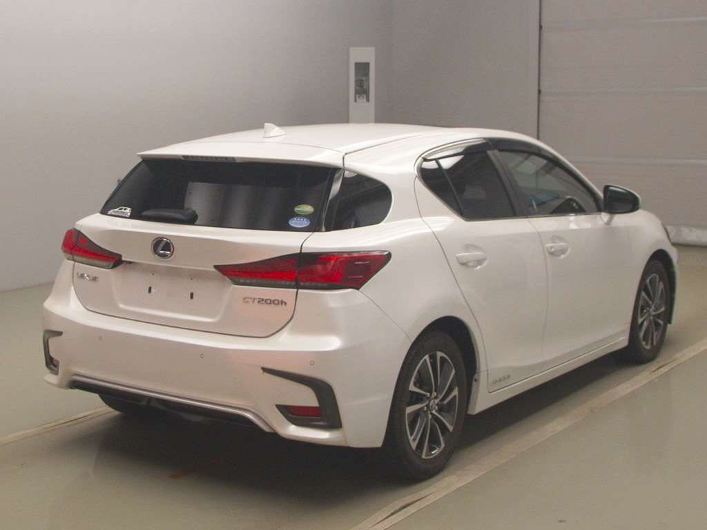 2018 Lexus CT ZWA10[1]