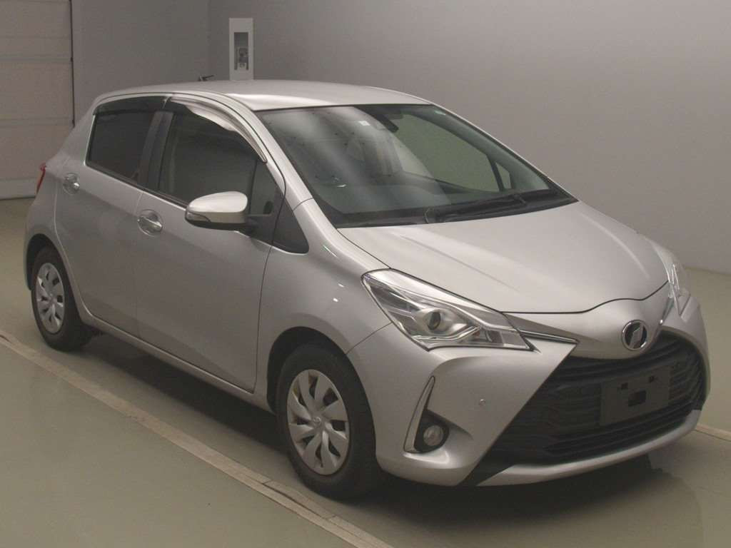 2020 Toyota Vitz NSP130[2]