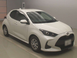 2021 Toyota YARIS