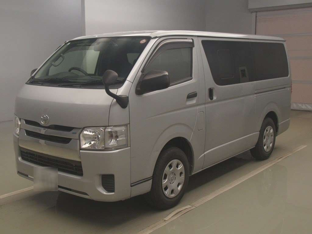 2017 Toyota Hiace Van TRH200V[0]