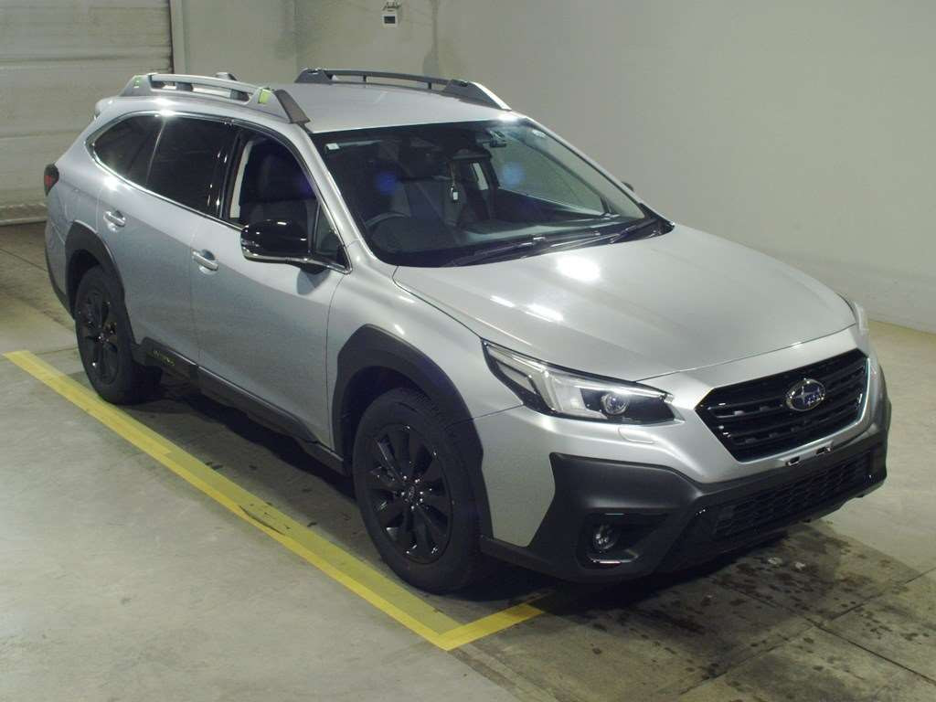 2024 Subaru Legacy Outback BT5[2]