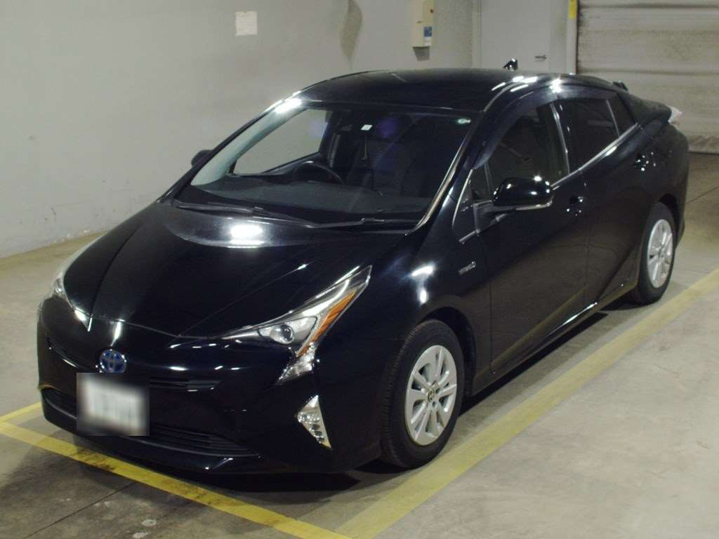 2017 Toyota Prius ZVW50[0]