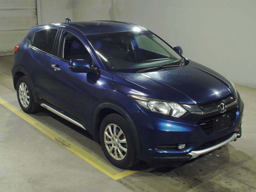 2015 Honda VEZEL RU2[2]