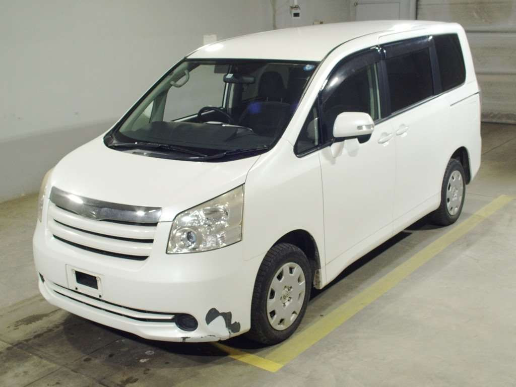 2009 Toyota Noah ZRR75G[0]