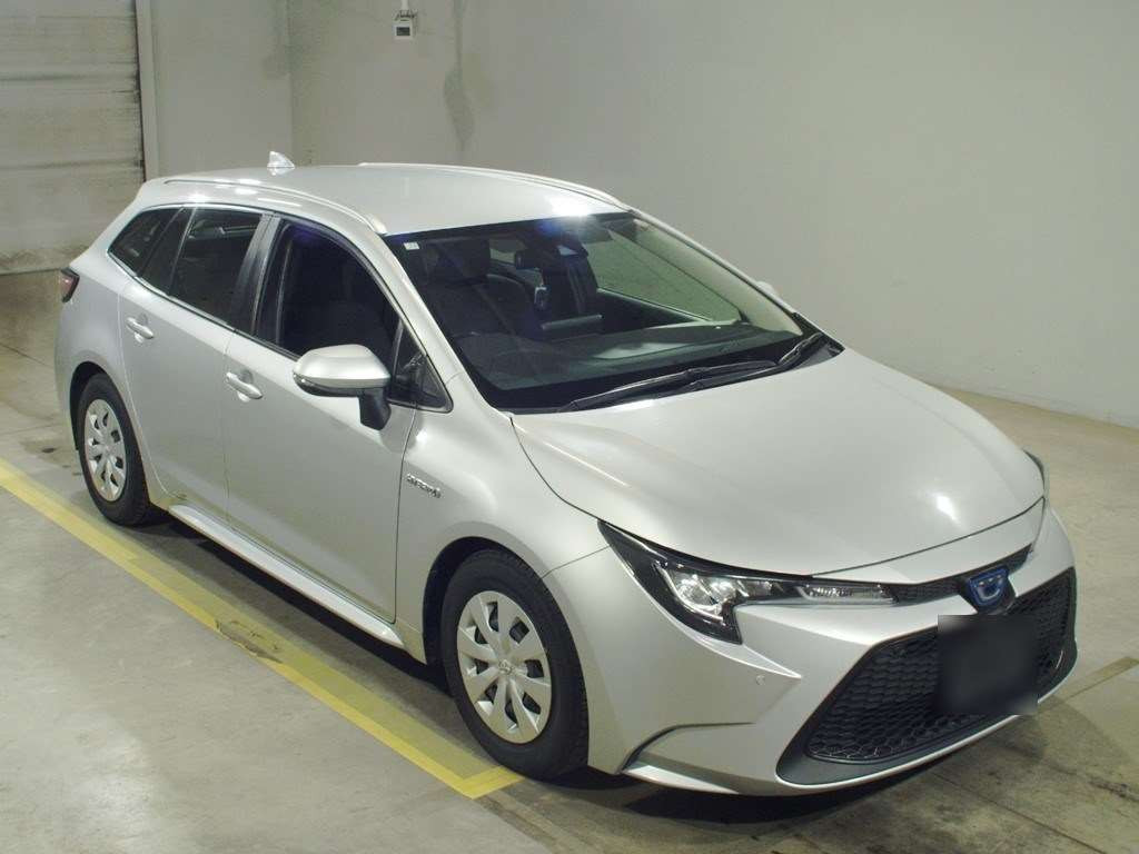 2019 Toyota Corolla Touring Wagon ZWE214W[2]