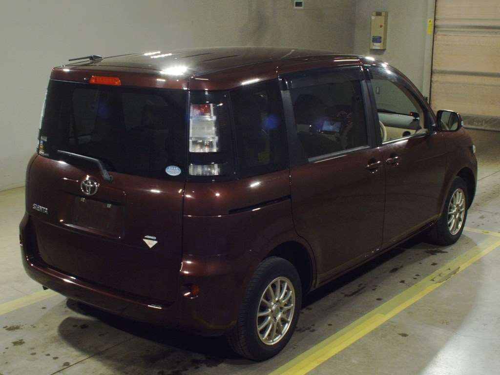 2014 Toyota Sienta NCP85G[1]