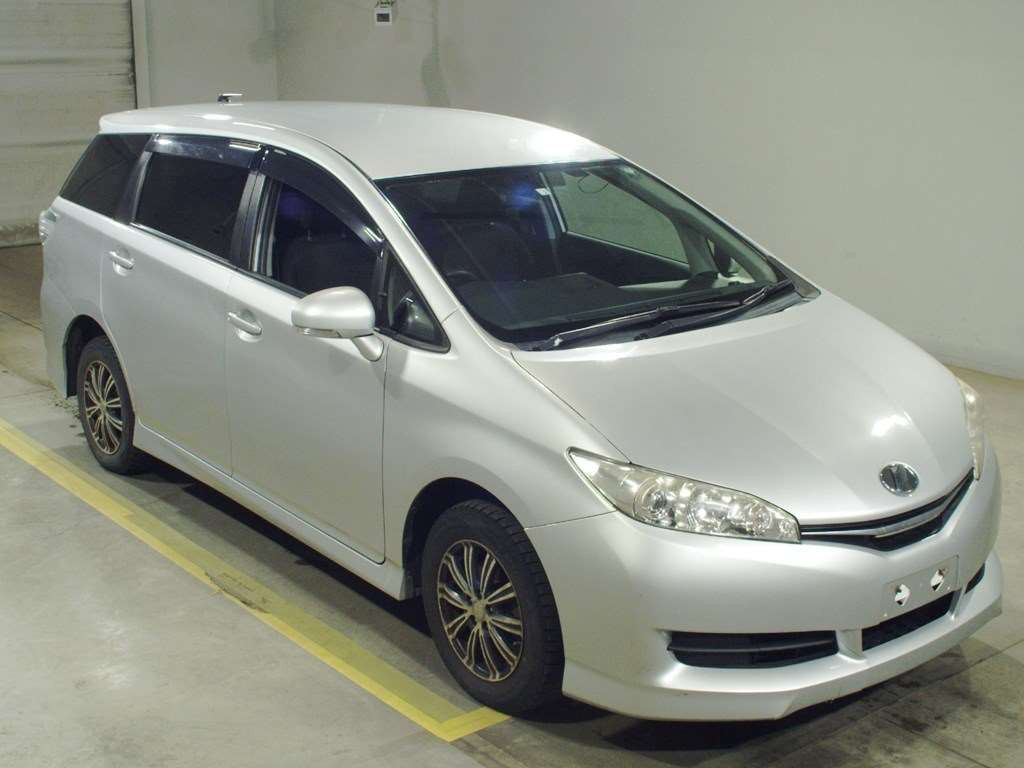 2014 Toyota Wish ZGE25G[2]