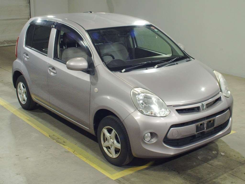 2015 Toyota Passo KGC35[2]