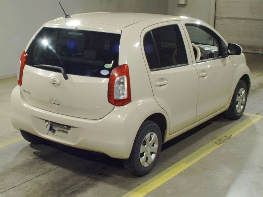 2014 Toyota Passo KGC35[1]