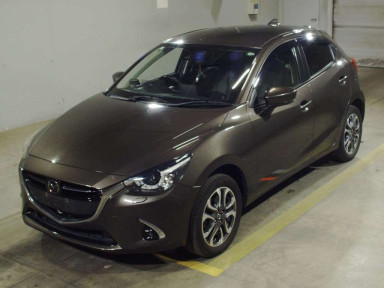 2017 Mazda Demio