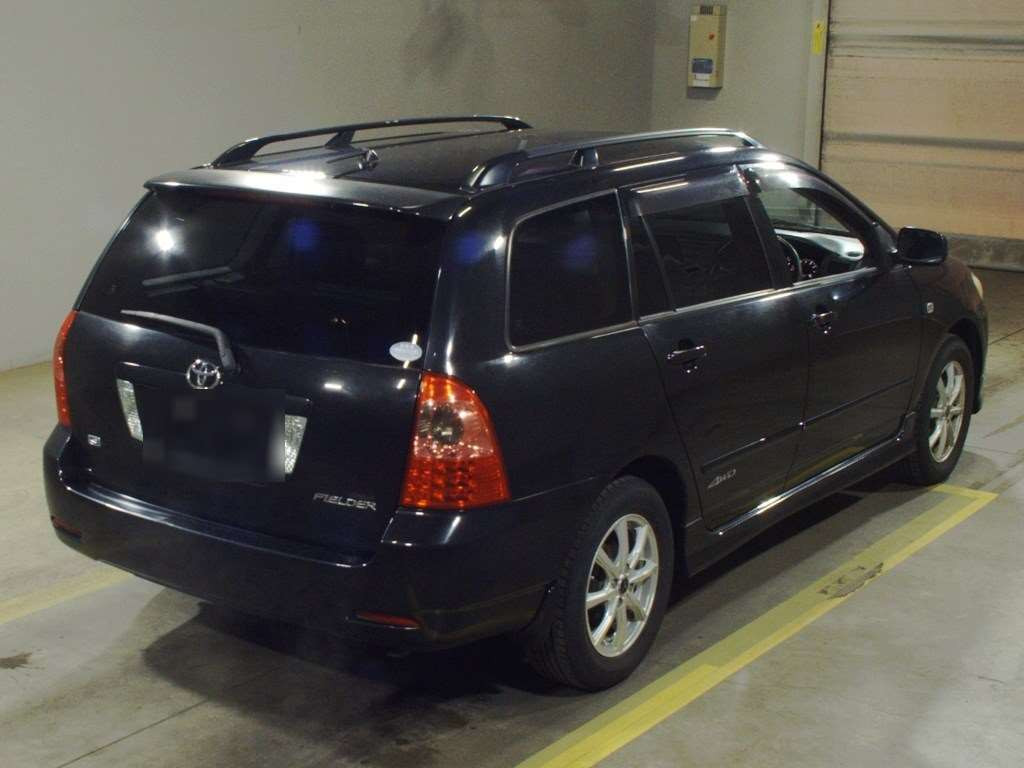 2004 Toyota Corolla Fielder ZZE124G[1]