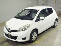 2013 Toyota Vitz