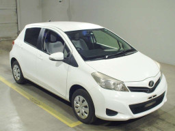 2013 Toyota Vitz