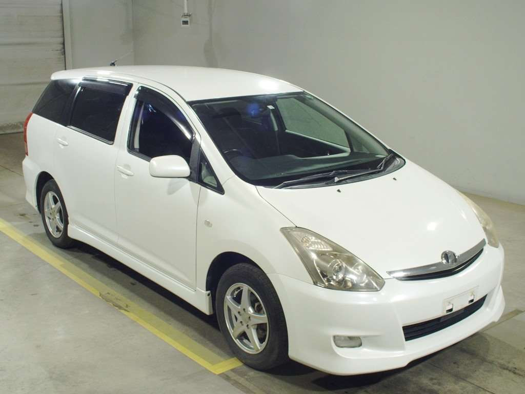 2006 Toyota Wish ZNE14G[2]