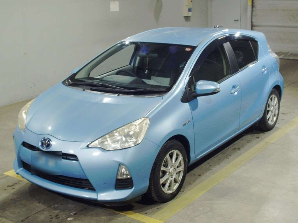 2012 Toyota Aqua NHP10[0]