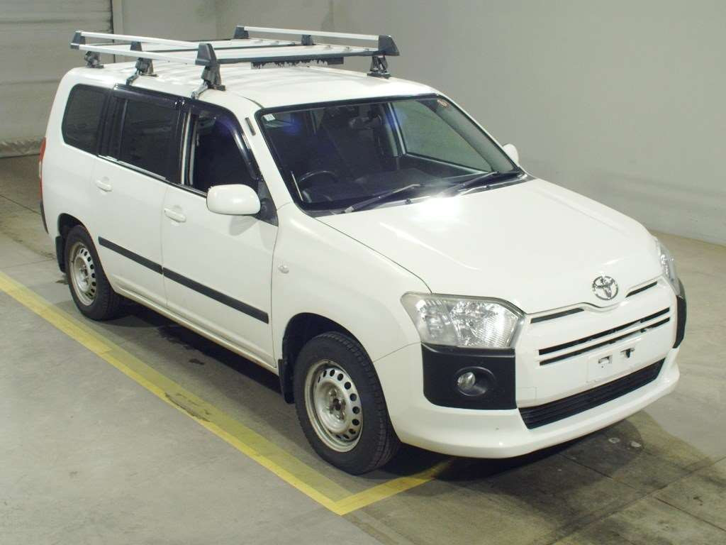 2015 Toyota Succeed NCP165V[2]