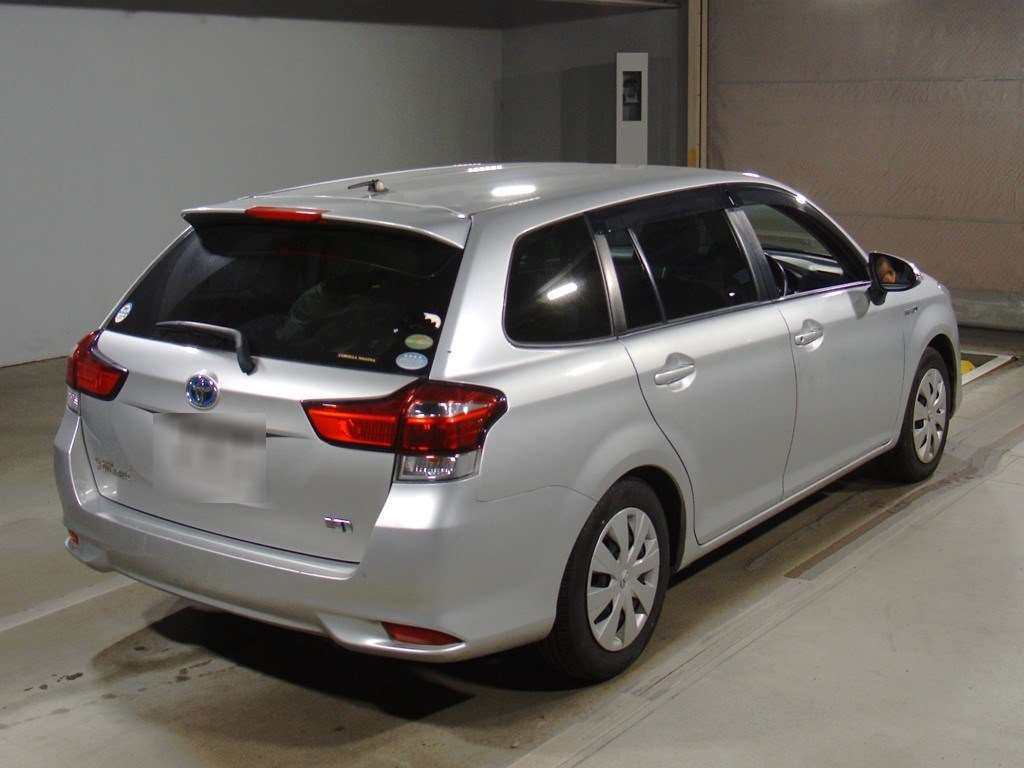 2017 Toyota Corolla Fielder NKE165G[1]