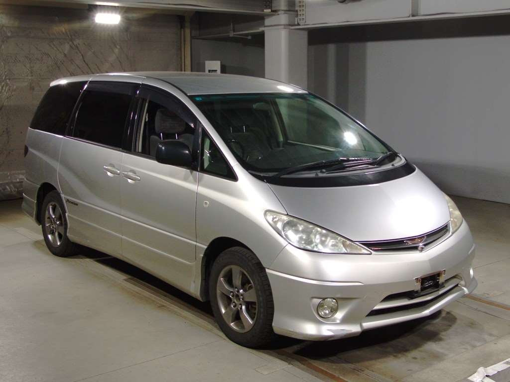 2004 Toyota Estima MCR30W[2]