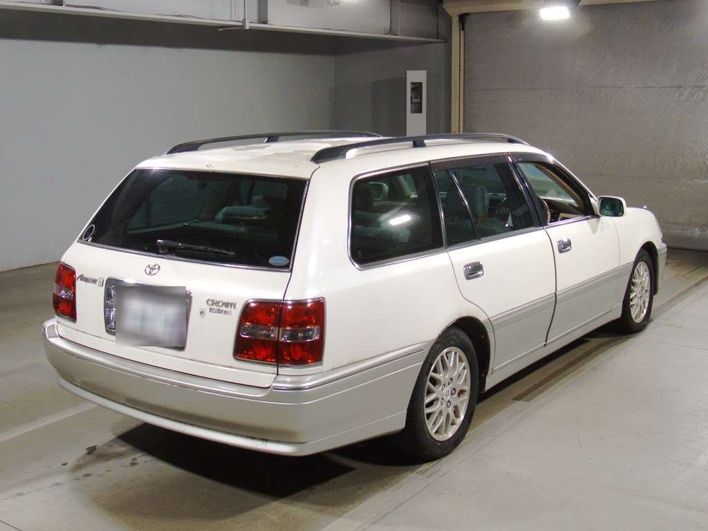 2002 Toyota Crown Estate JZS175W[1]