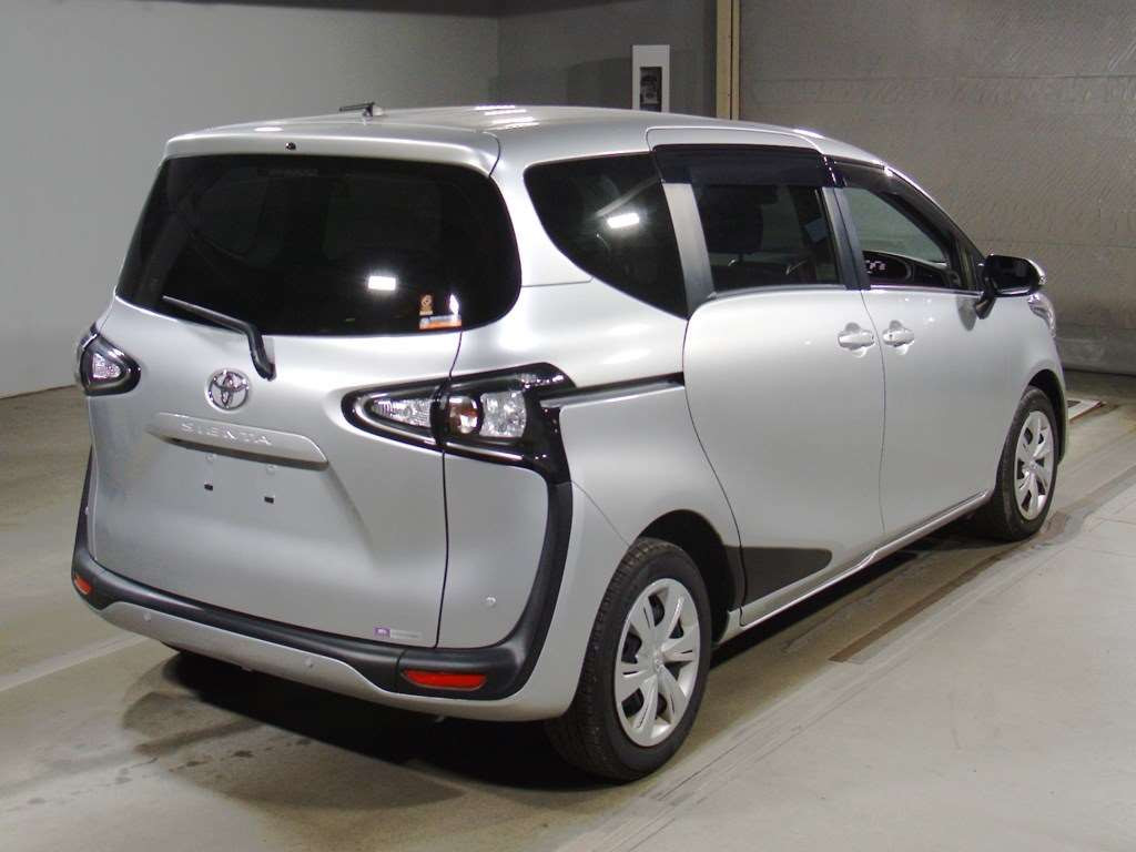 2021 Toyota Sienta NSP170G[1]