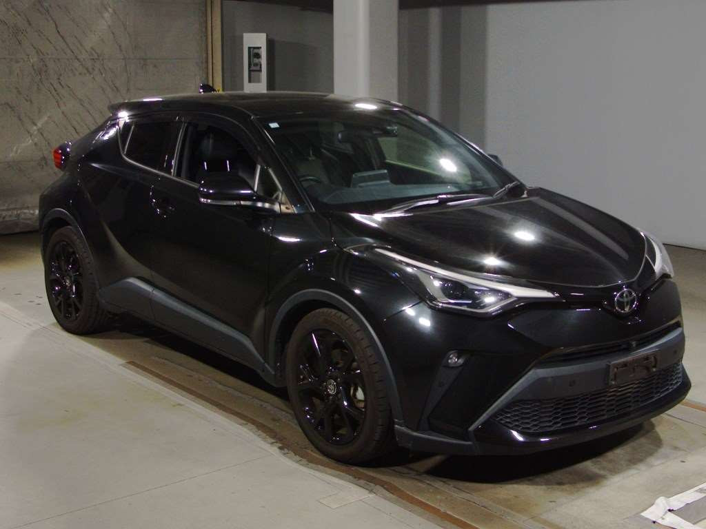 2020 Toyota C-HR NGX10[2]