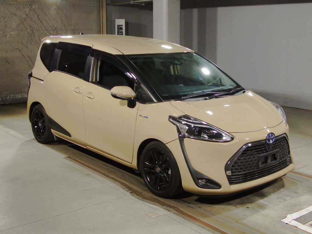 2019 Toyota Sienta NHP170G[2]