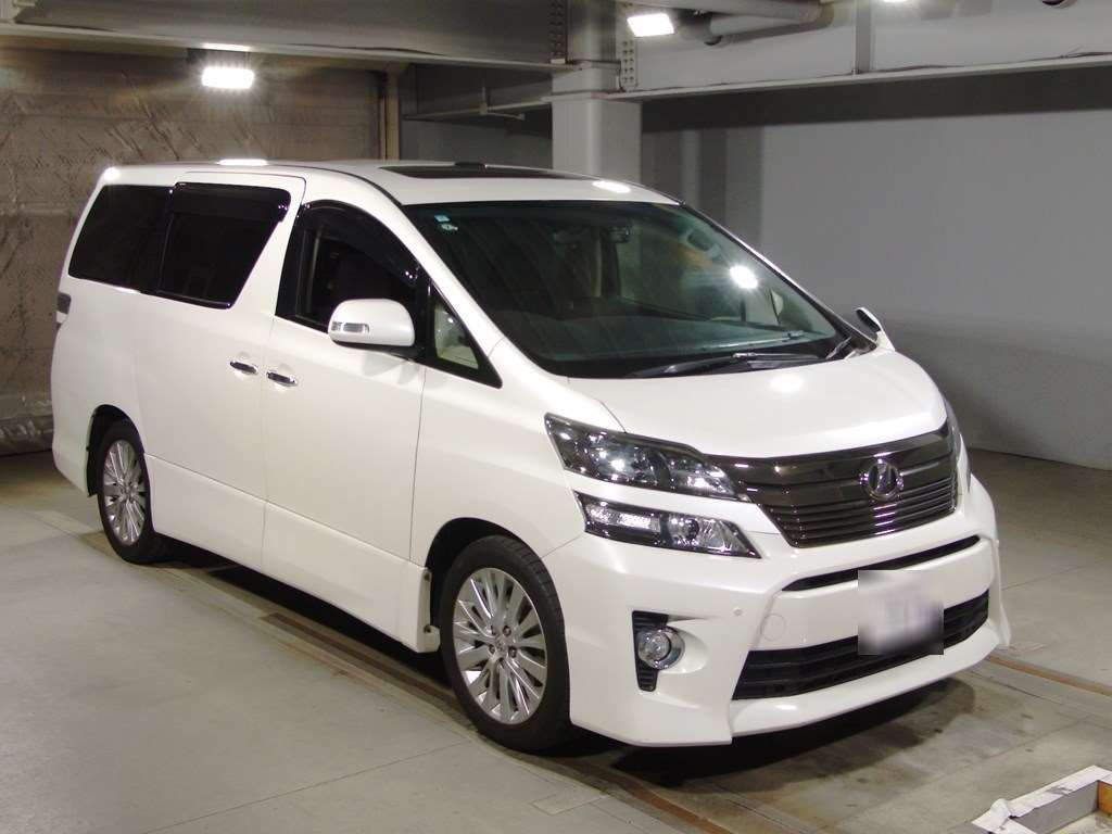 2013 Toyota Vellfire ANH20W[2]