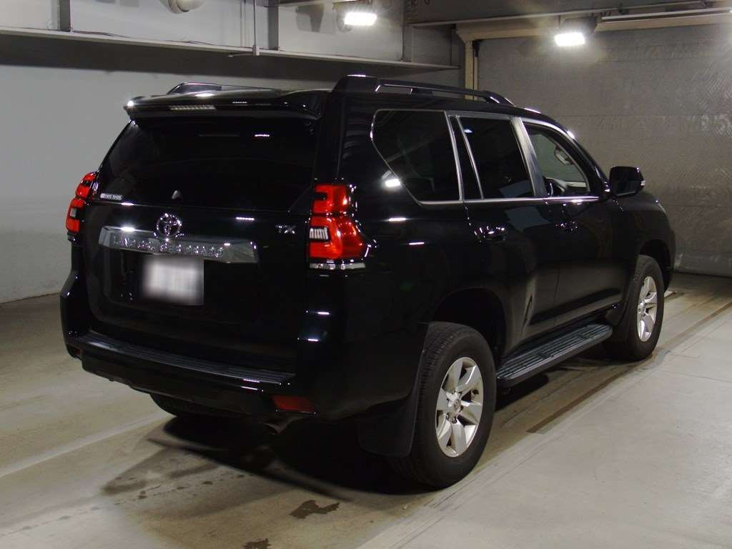 2019 Toyota Land Cruiser Prado TRJ150W[1]