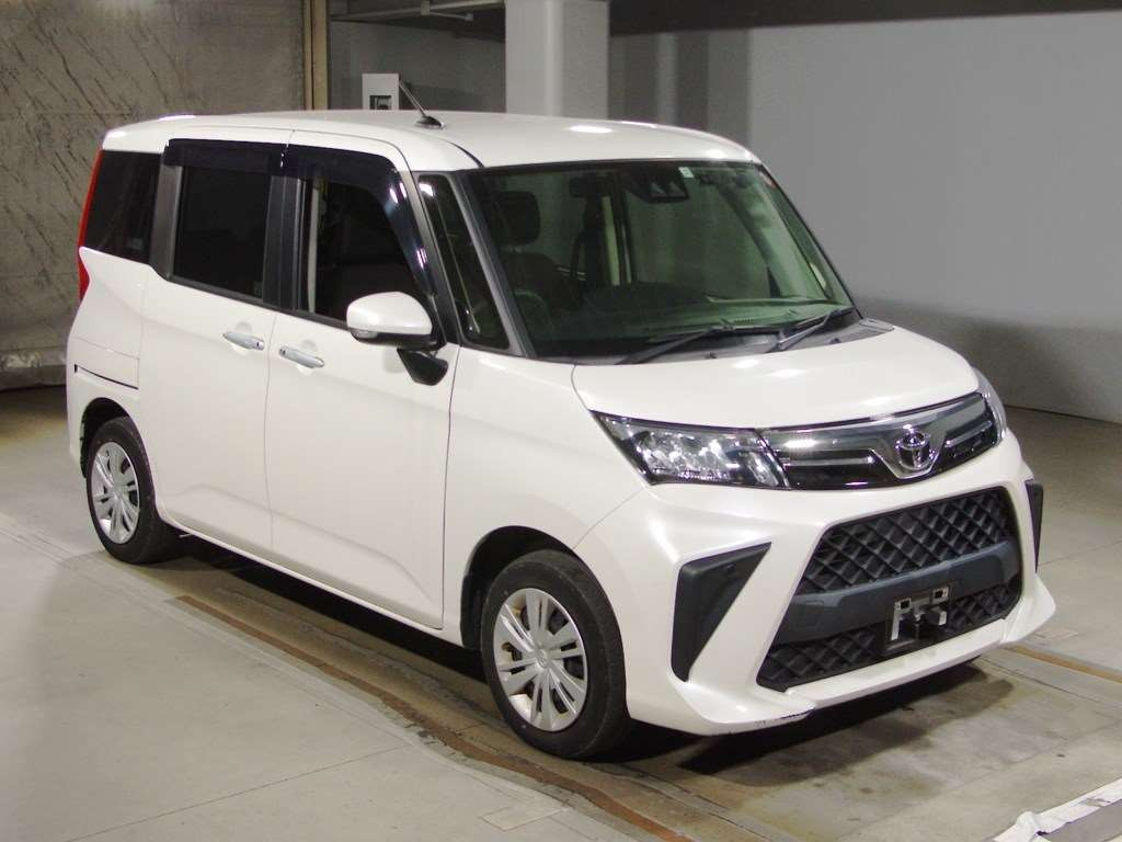 2021 Toyota Roomy M900A[2]