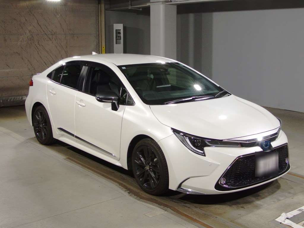 2021 Toyota Corolla Sedan ZWE211[2]