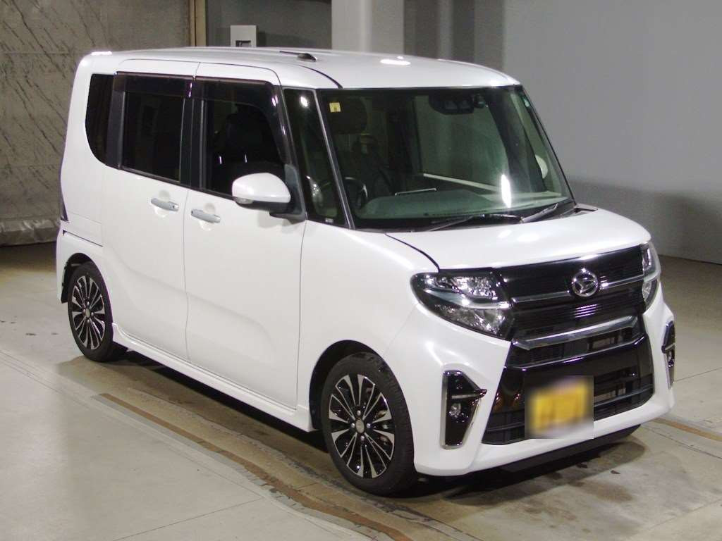 2020 Daihatsu Tanto Custom LA650S[2]