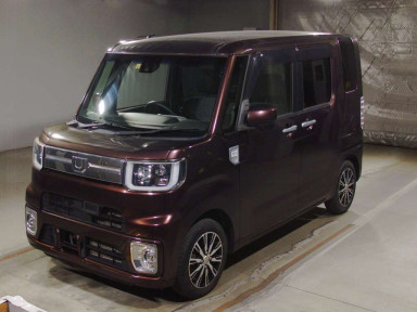 2018 Daihatsu Wake