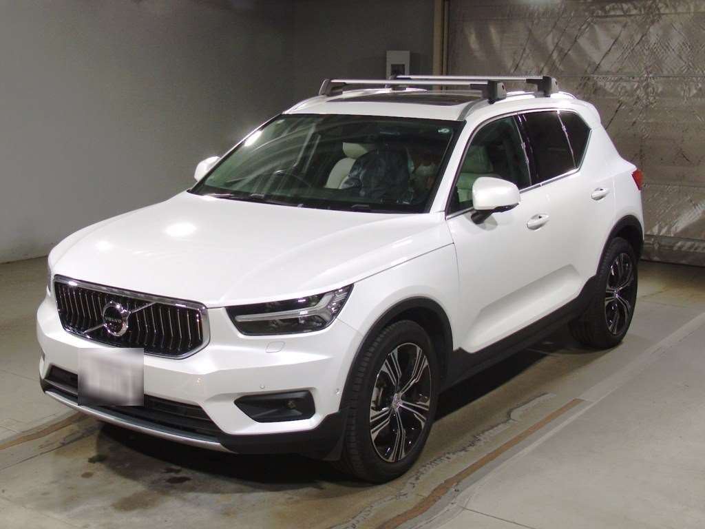 2020 Volvo XC40 XB420XC[0]